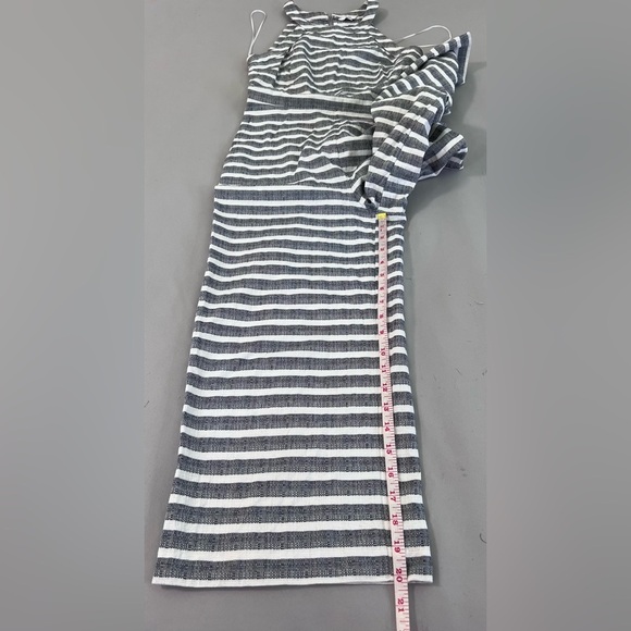 Crown & Ivy  Jumpsuit Gray White Stripe High Neck Wide Leg Crop Sz 2 - Picture 4 of 9